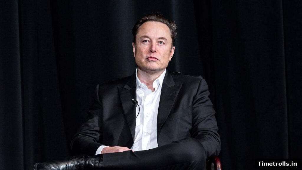 Elon Musk SpaceX Share खबर: अमेरिकी एयरफोर्स एकेडमी के एक कार्यक्रम में मंच पर बैठे Elon Musk